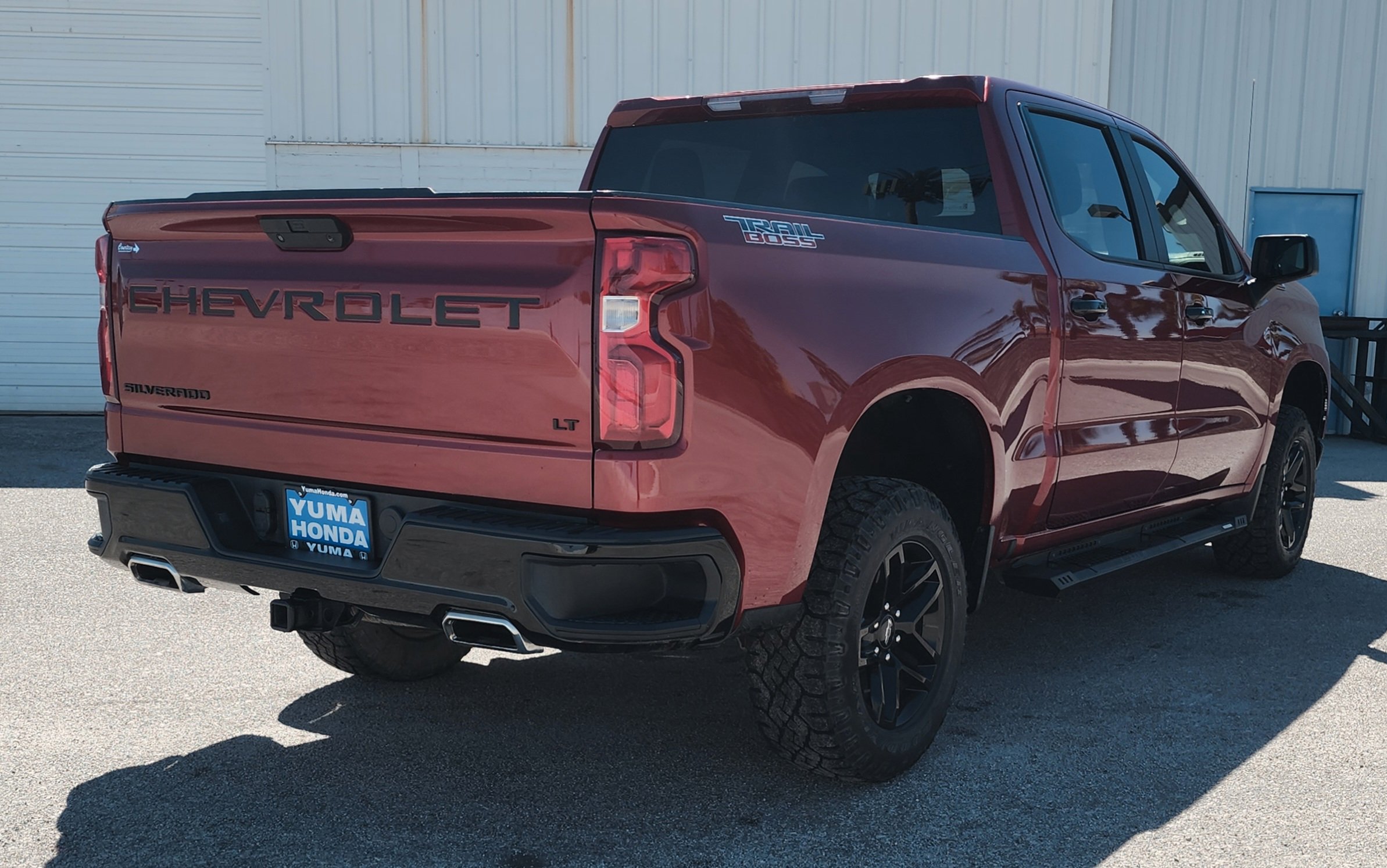 Used 2021 Chevrolet Silverado 1500 LT Trail Boss w/ LPO, Dark Essentials Package image 1