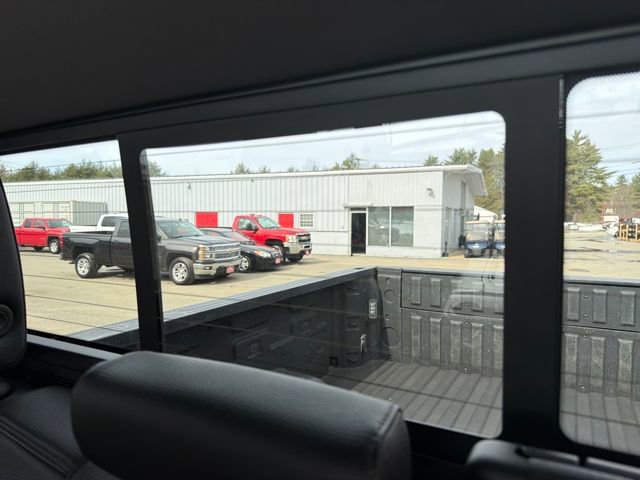 Used 2022 GMC Sierra 2500 Denali w/ Denali Ultimate Package AWD/4WD image 32