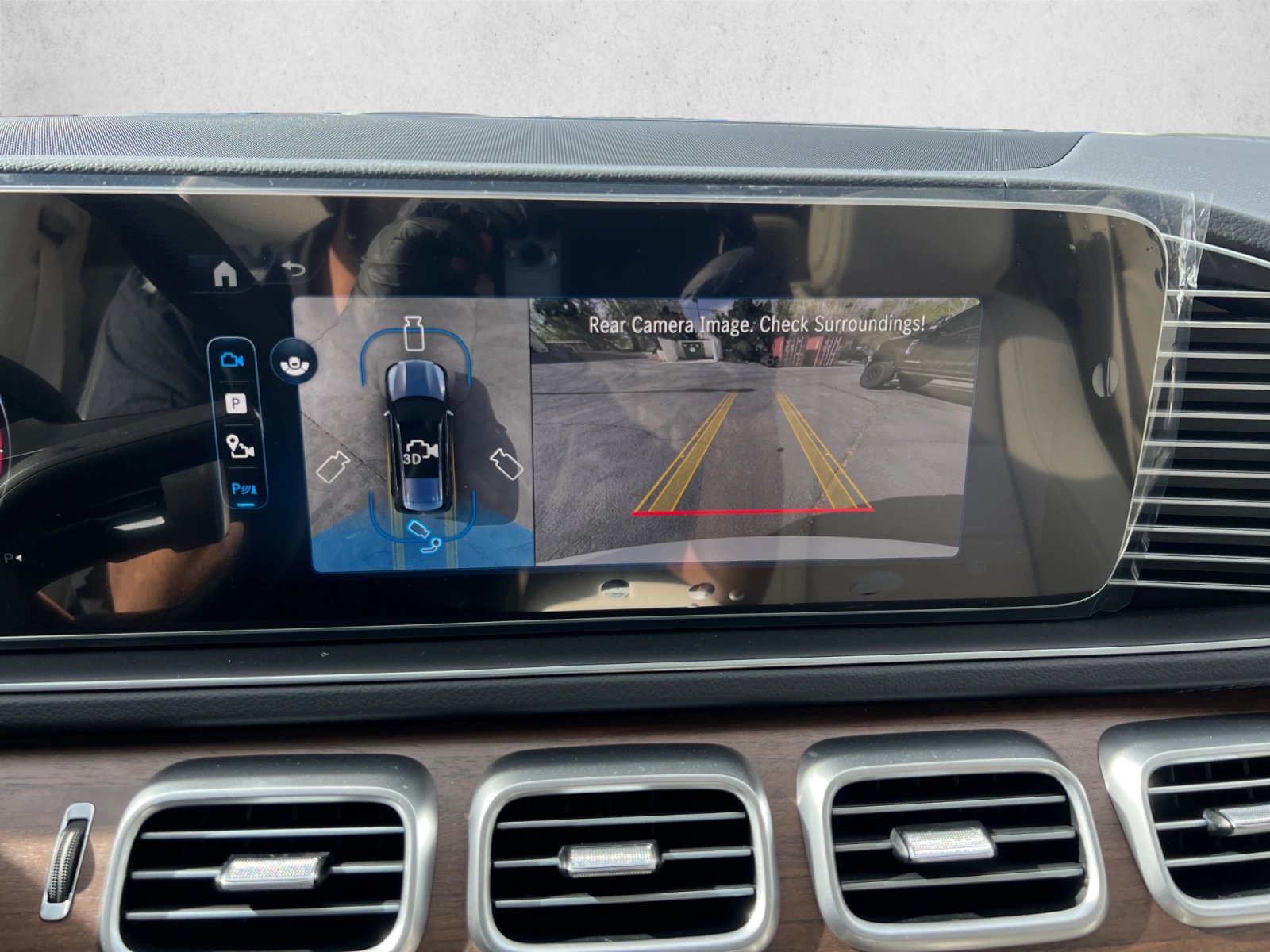 New 2026 Mercedes-Benz GLS 450 4MATIC image 15
