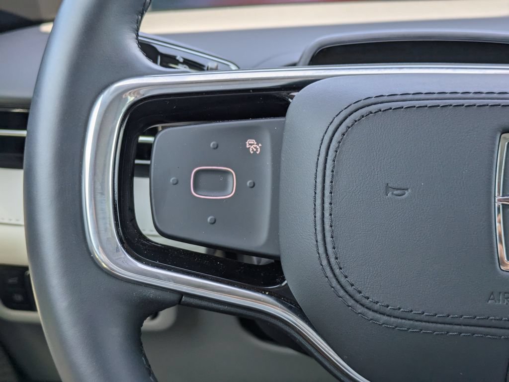 New 2026 Lincoln Nautilus Reserve AWD/4WD image 26
