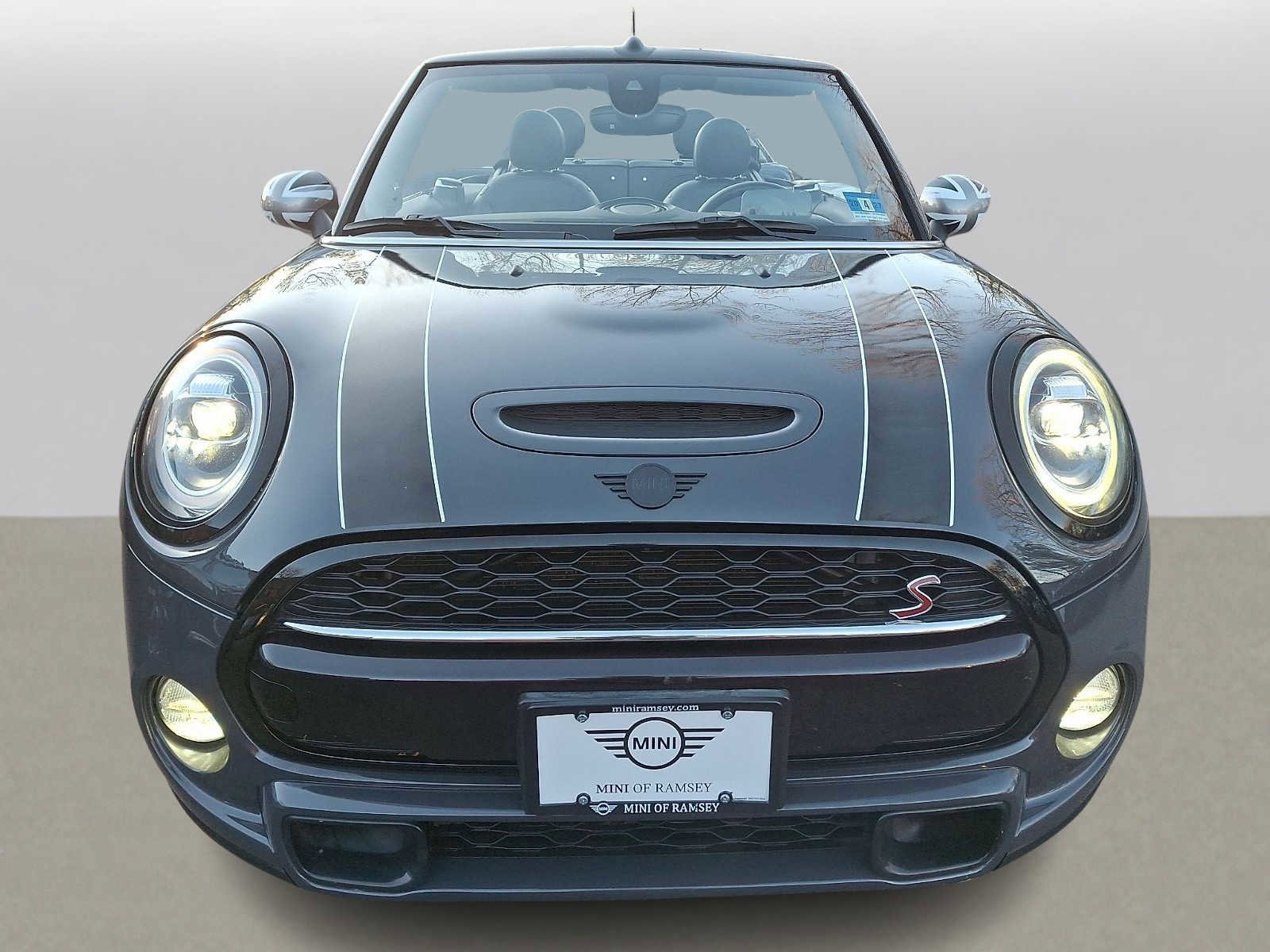 Used 2019 MINI Cooper S image 2