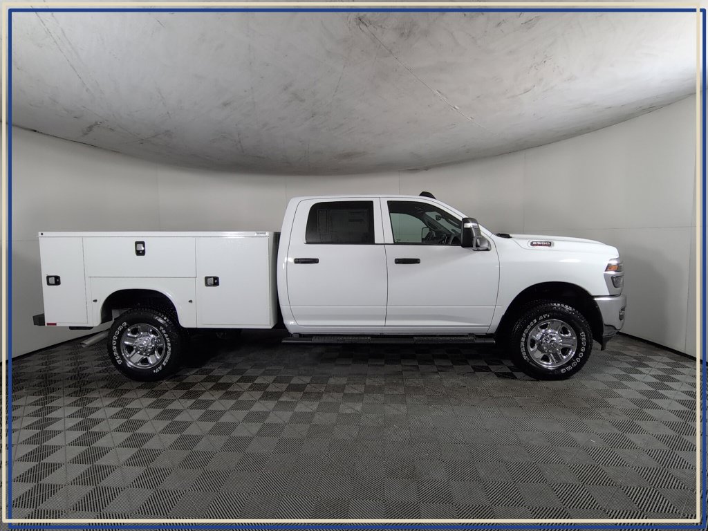 New 2026 RAM 2500 Tradesman AWD/4WD image 4