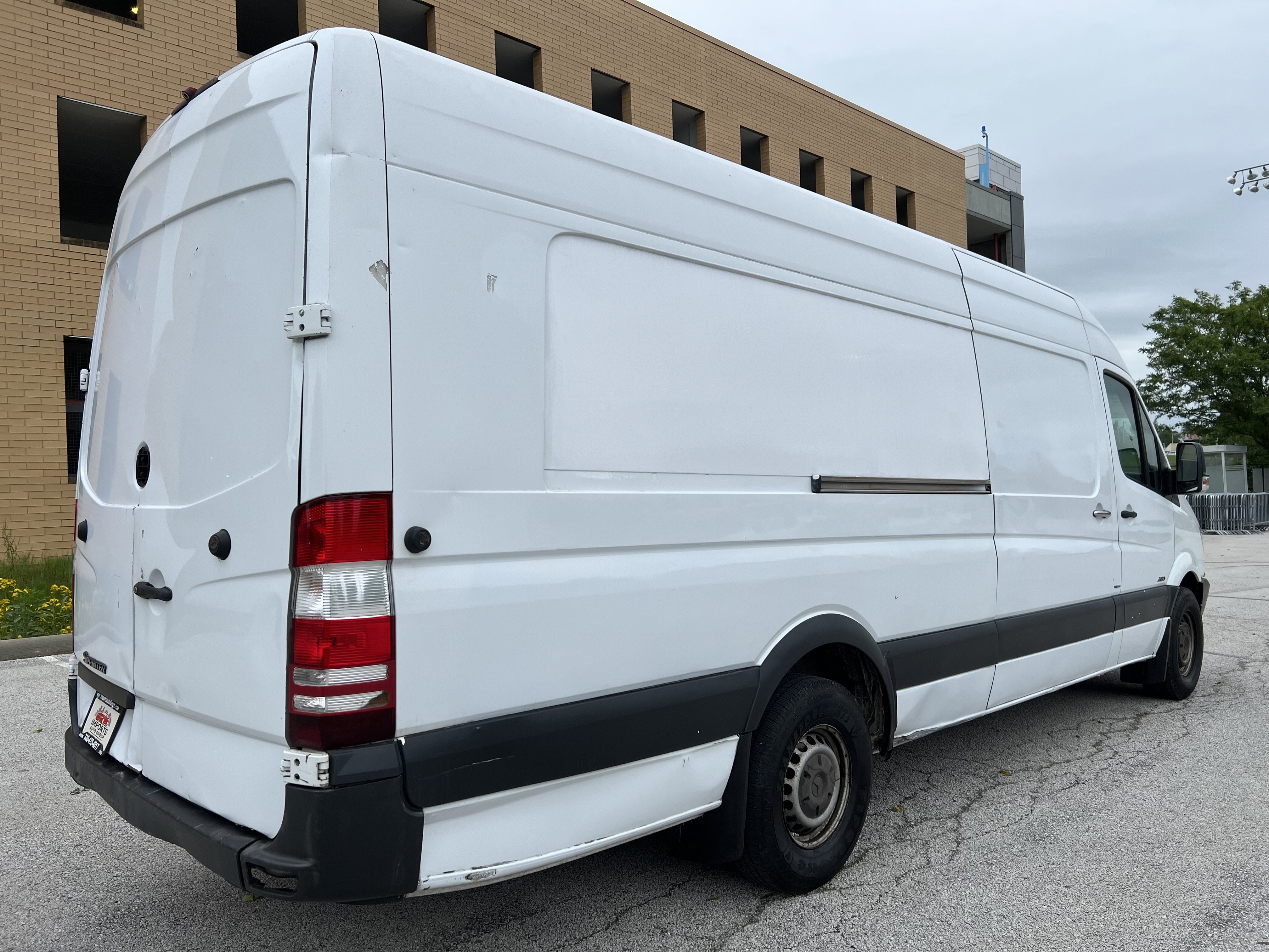 Used 2013 Mercedes-Benz Sprinter 2500 image 8