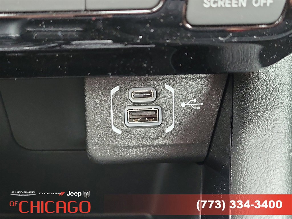 New 2026 Jeep Compass Latitude image 28