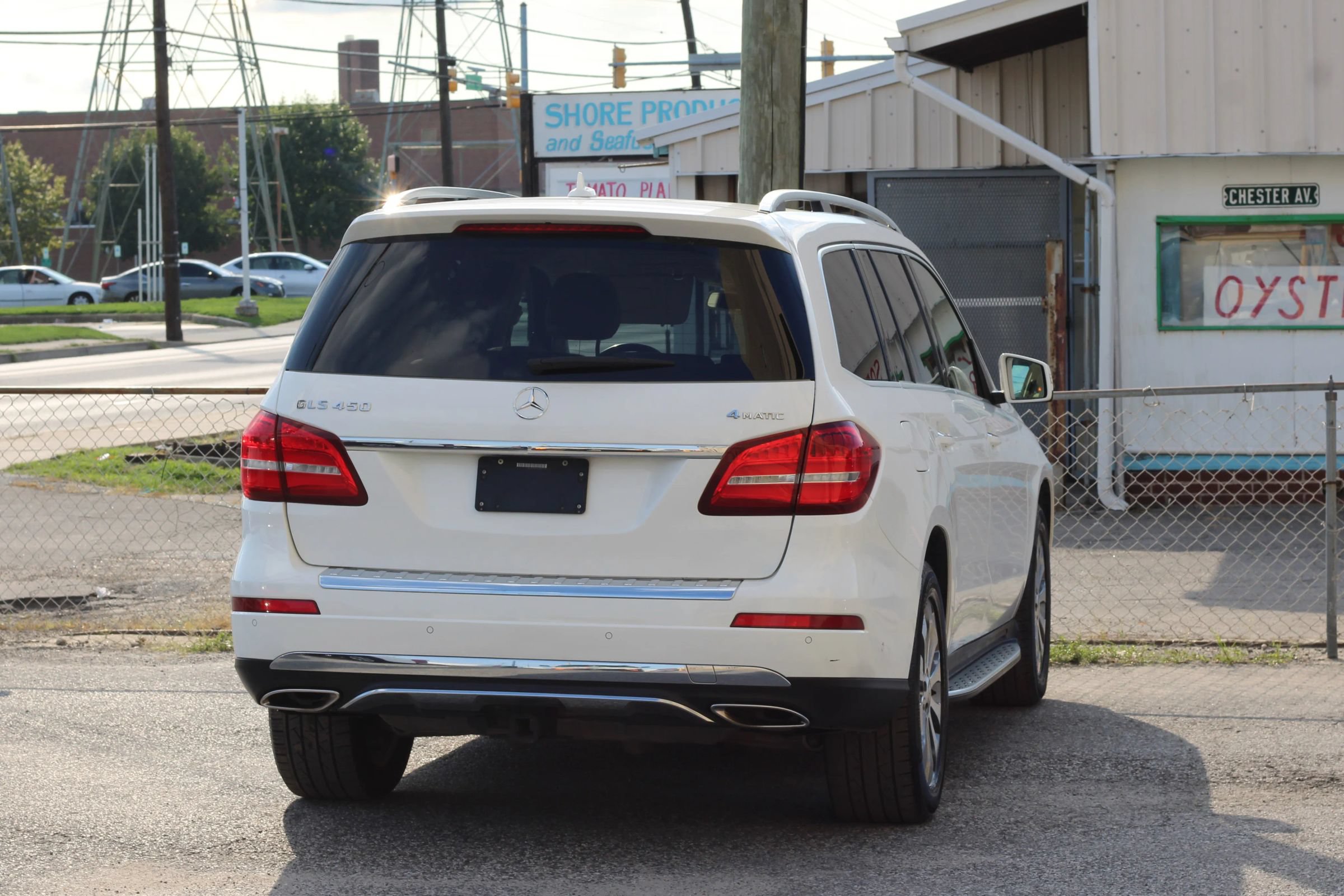 Used 2017 Mercedes-Benz GLS 450 4MATIC w/ Premium Package image 8