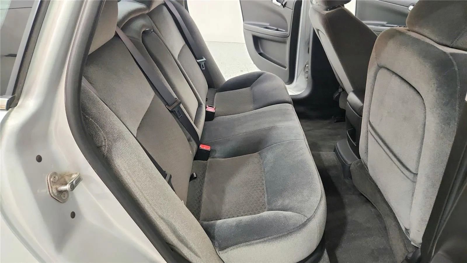 Used 2012 Chevrolet Impala LT w/ LT Sunroof Package image 36