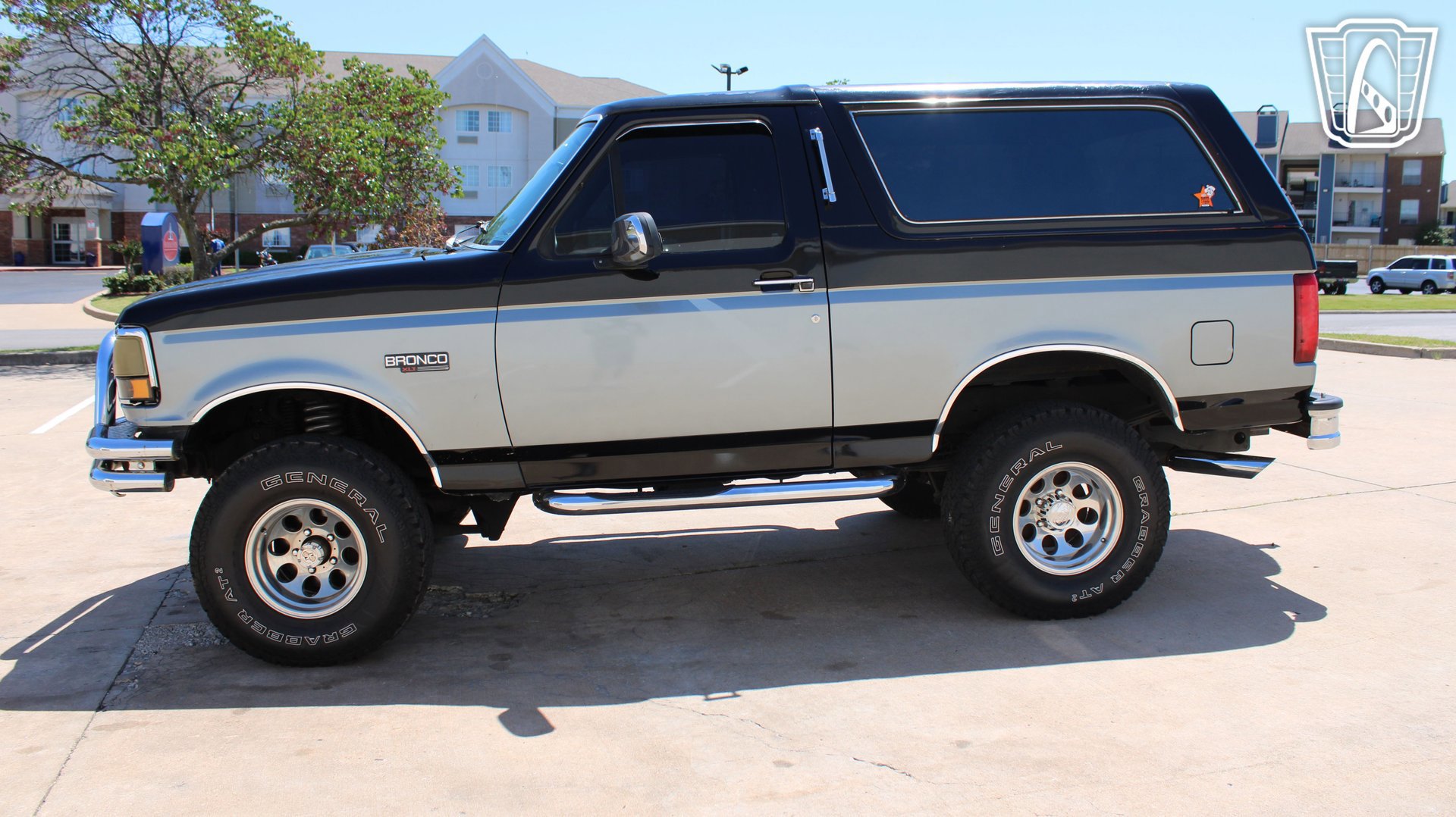 Used 1993 Ford Bronco AWD/4WD image 3