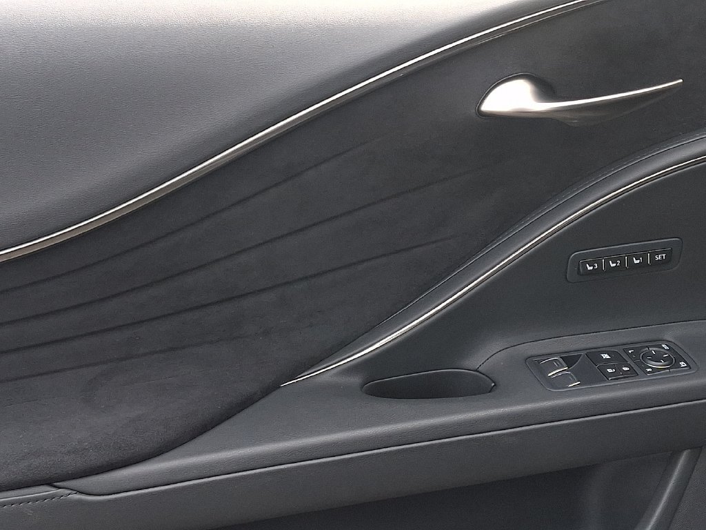 Used 2023 Lexus LC 500 Coupe w/ Dynamic Handling Package RWD image 12