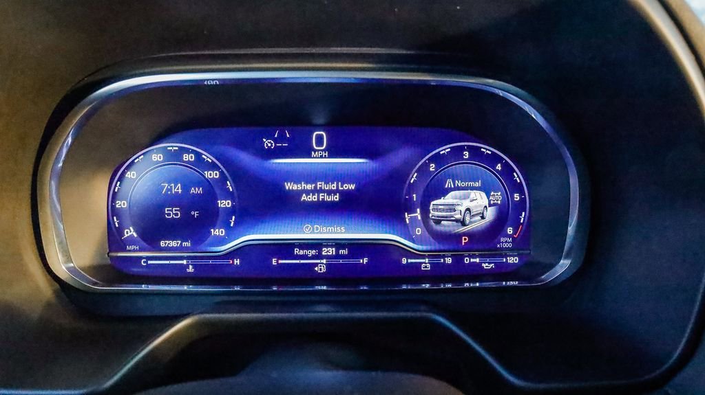 Used 2024 Chevrolet Suburban LT image 26