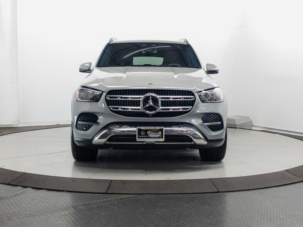 Used 2025 Mercedes-Benz GLE 450e 4MATIC image 2