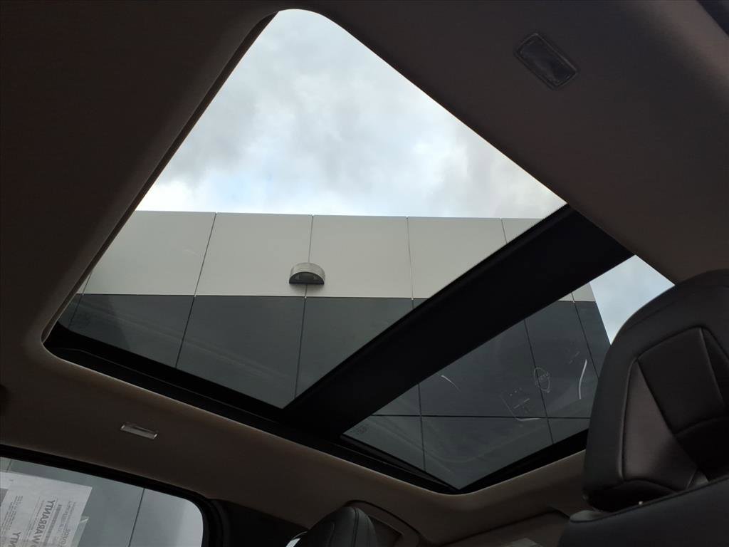 Certified 2023 Nissan Ariya AWD image 14