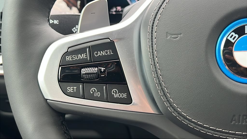 New 2026 BMW X5 xDrive50e w/ M Sport Package AWD/4WD image 20
