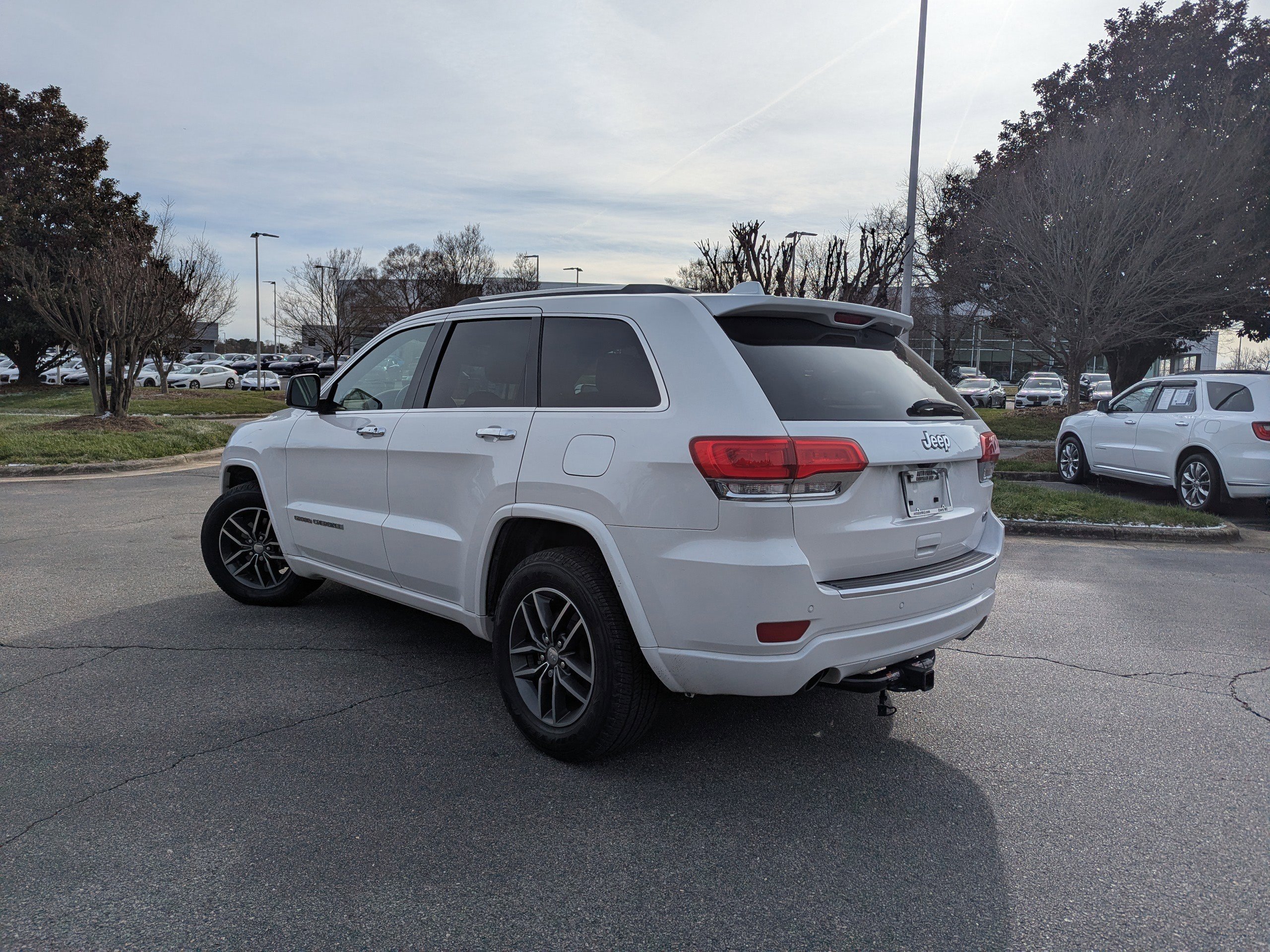 Used 2020 Jeep Grand Cherokee Overland image 7