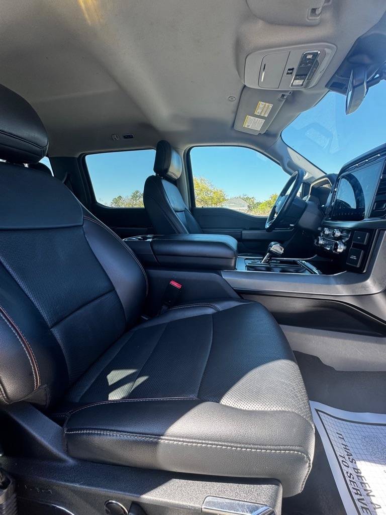 Used 2021 Ford F150 Lariat w/ Trailer Tow Package AWD/4WD image 15