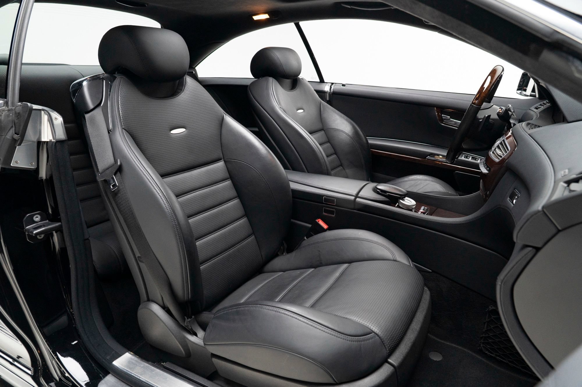 Used 2012 Mercedes-Benz CL 63 AMG image 46