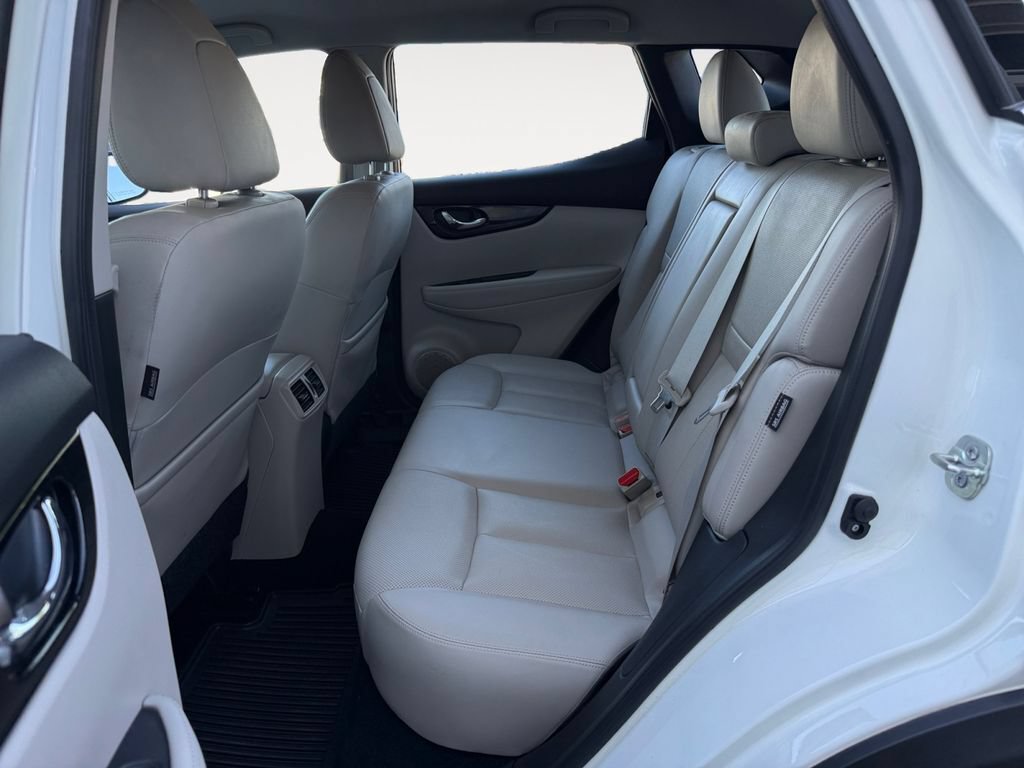 Used 2022 Nissan Rogue Sport SL AWD/4WD image 13