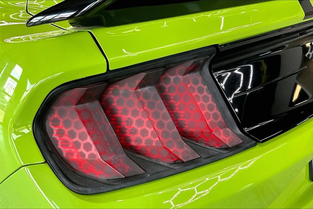 Used 2020 Ford Mustang GT Premium w/ GT Performance Package RWD image 21