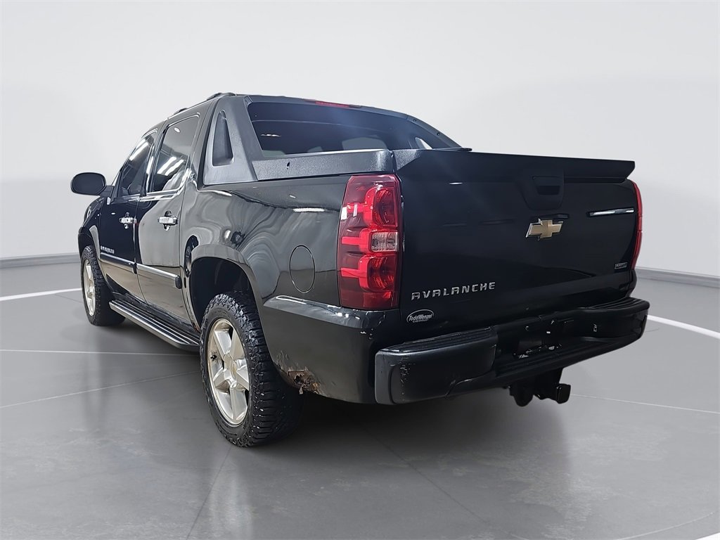 Used 2008 Chevrolet Avalanche LT image 6