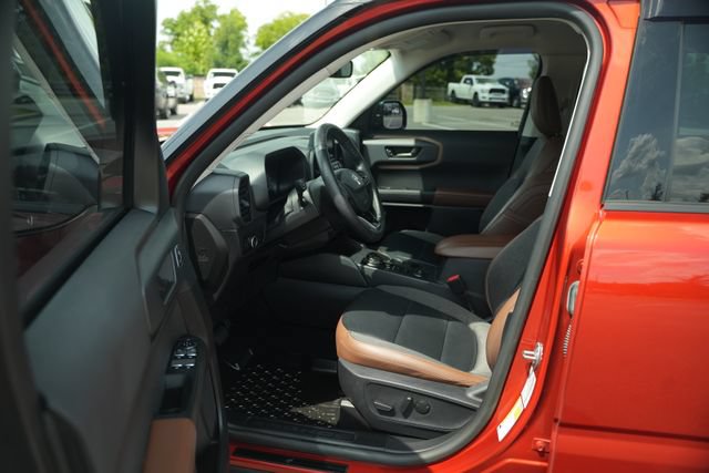 Used 2023 Ford Bronco Sport Outer Banks w/ Tech Package AWD/4WD image 12