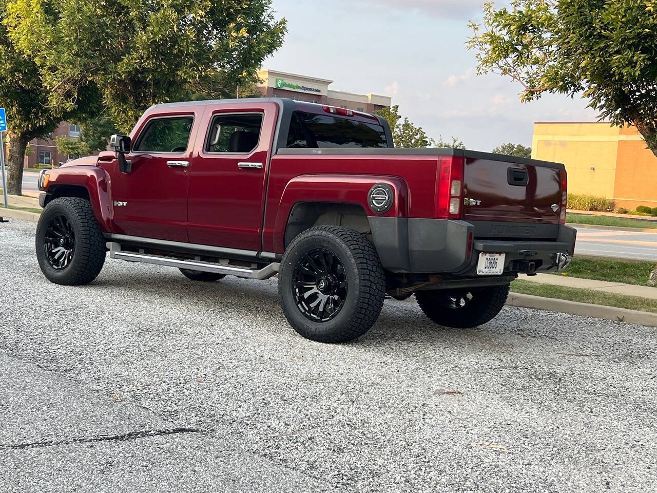 Used 2009 HUMMER H3T Alpha AWD/4WD image 10