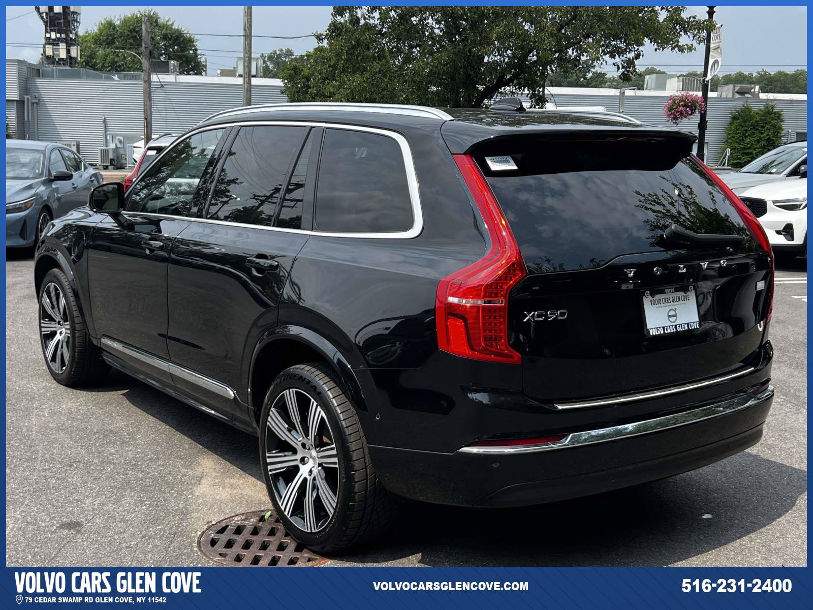 Used 2024 Volvo XC90 T8 Plus w/ Protection Package Premier AWD/4WD image 6