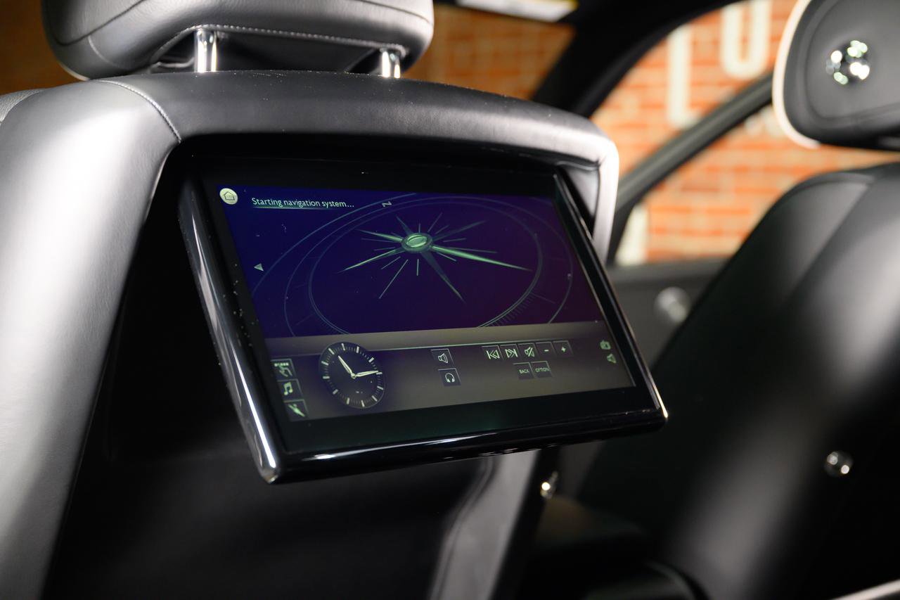 Used 2019 Rolls-Royce Cullinan image 48