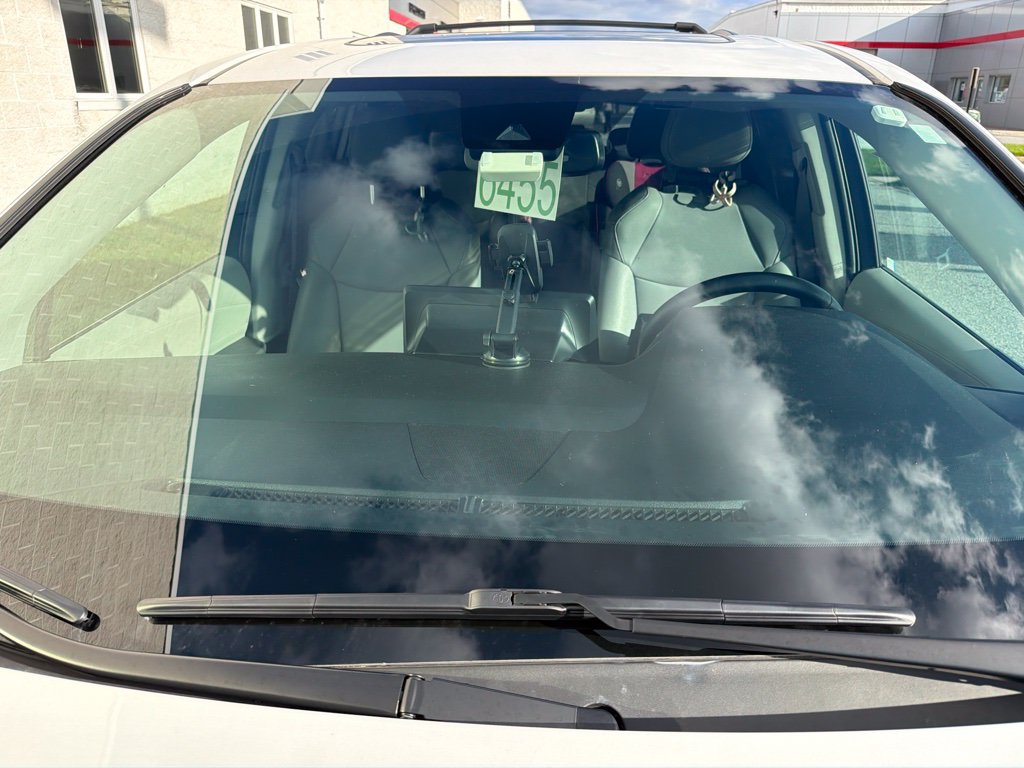 Used 2022 Toyota Sienna XLE FWD image 22