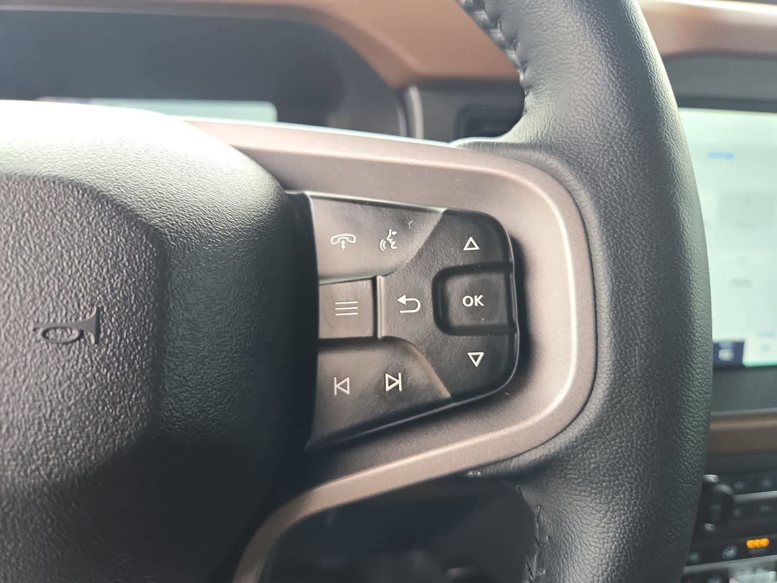 Used 2024 Ford Bronco Outer Banks AWD/4WD image 23