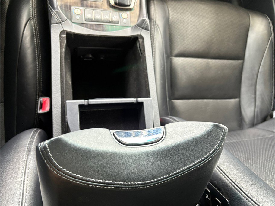 Used 2013 Lexus LS 460 w/ Ultra Luxury Pkg RWD image 19