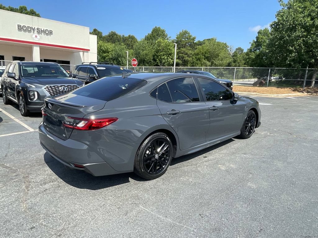 Used 2026 Toyota Camry SE w/ Convenience Package FWD image 8