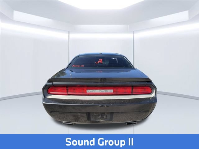 Used 2014 Dodge Challenger R/T RWD image 8