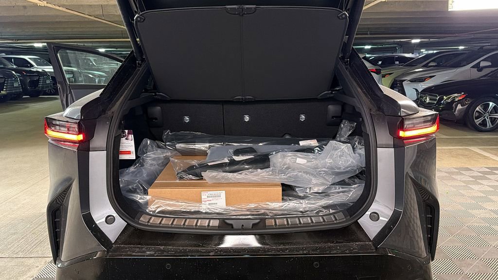 New 2026 Lexus RZ 450e AWD image 7