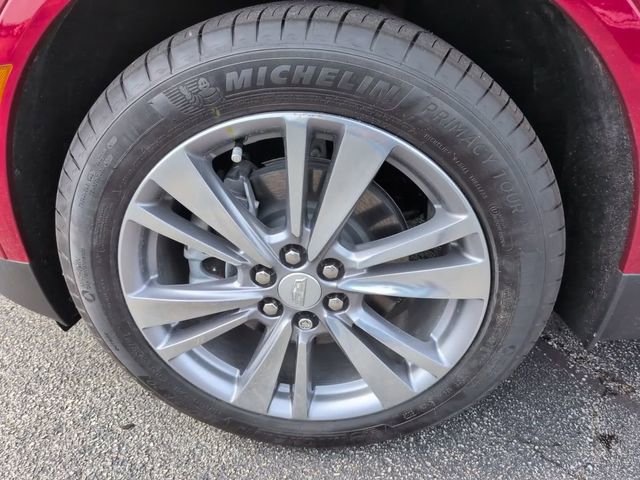 Used 2025 Cadillac XT5 Premium Luxury w/ LPO, Floor Liner Package image 12