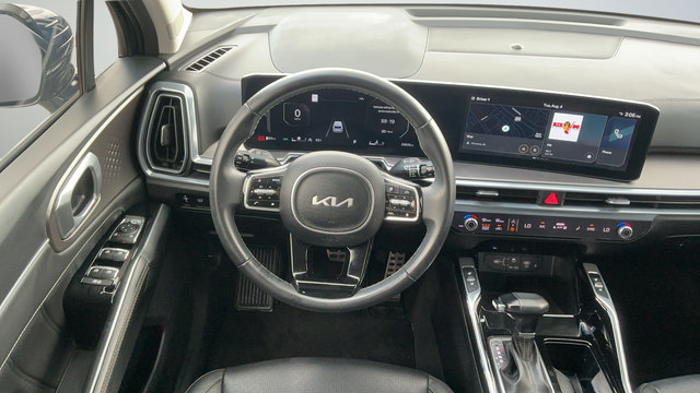 Used 2024 Kia Sorento SX FWD image 10
