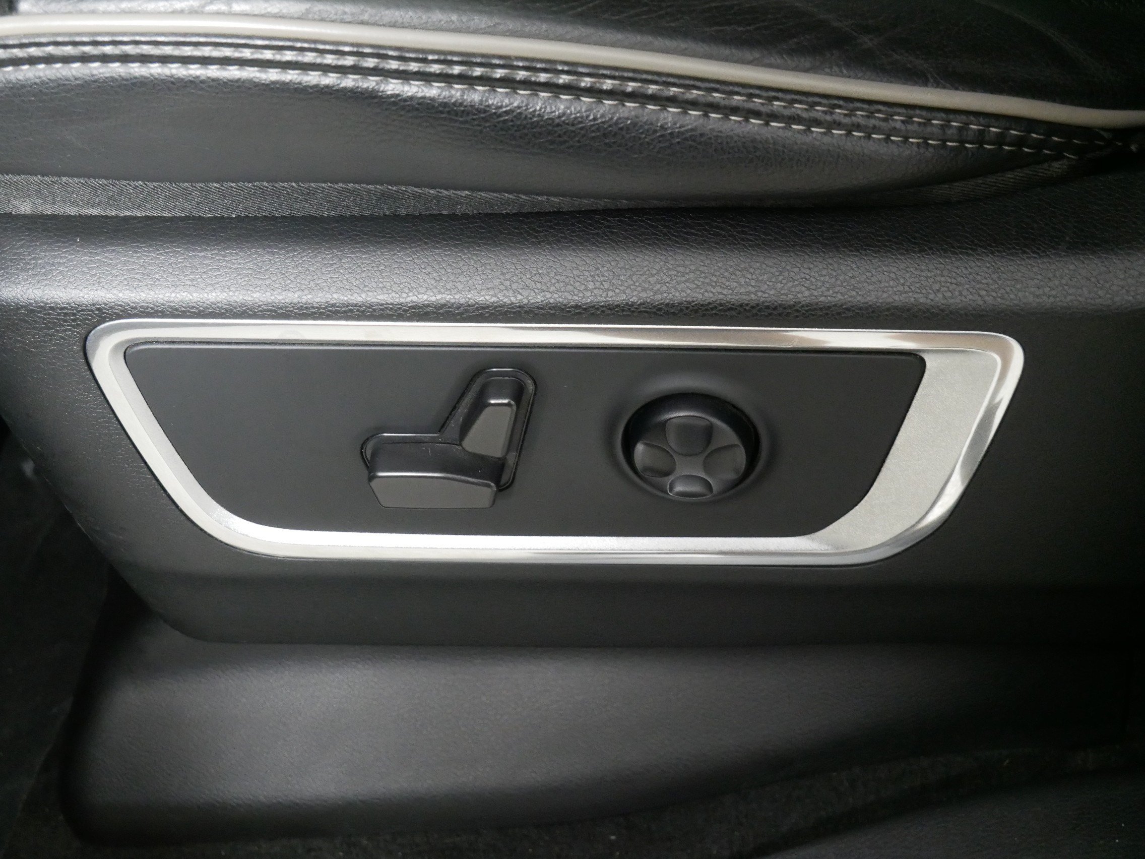 Used 2021 RAM 1500 Laramie AWD/4WD image 20