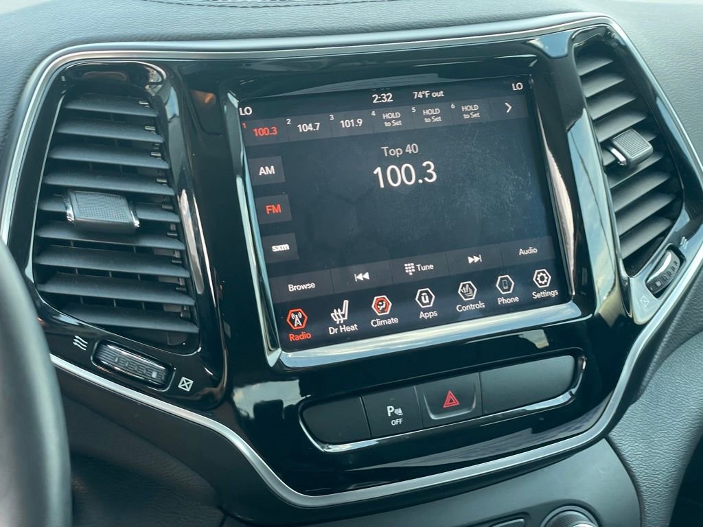 Used 2019 Jeep Cherokee Limited image 19