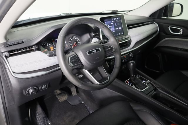 Used 2022 Jeep Compass Latitude AWD/4WD image 24