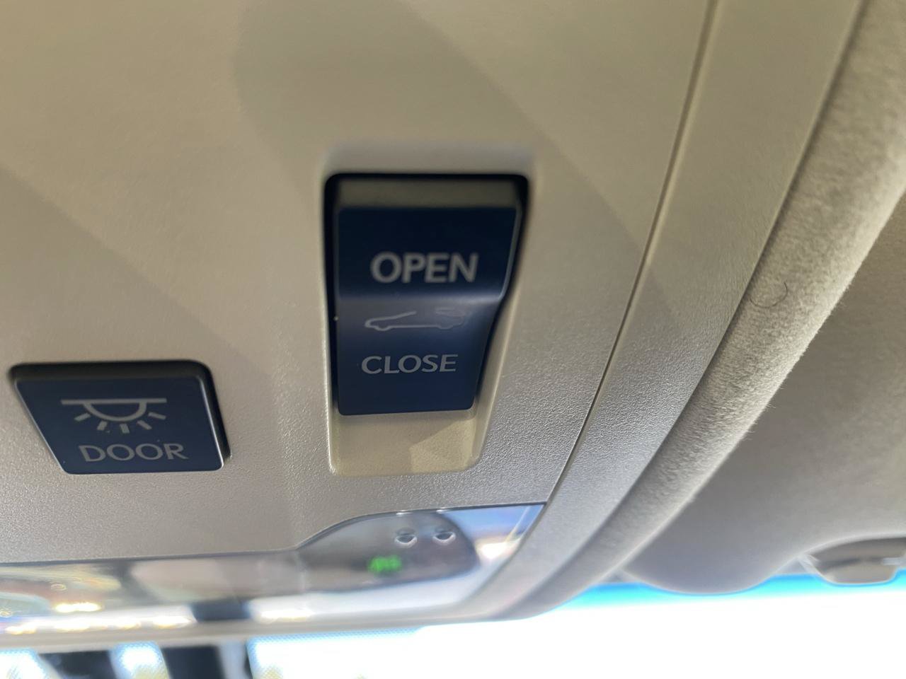Used 2016 Lexus ES 350 w/ Accessory Package FWD image 19