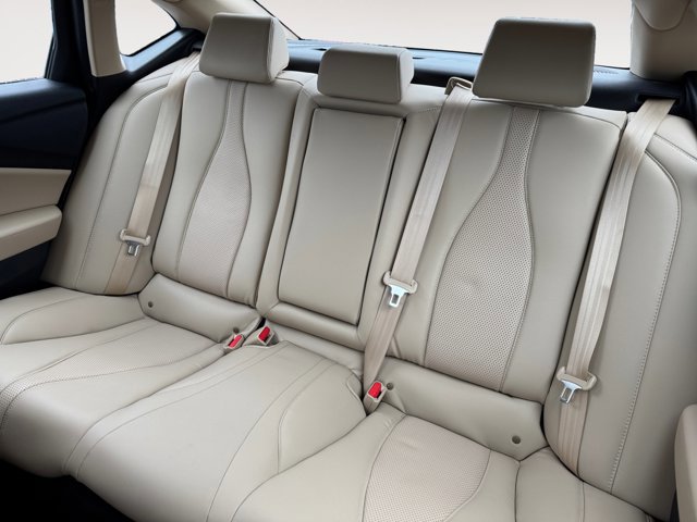 Used 2021 Acura TLX w/ Technology Package image 12