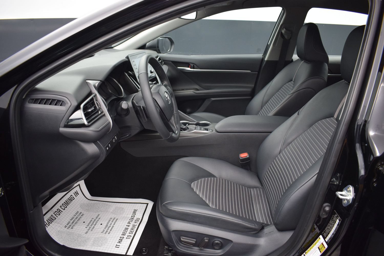 Used 2024 Toyota Camry SE AWD/4WD image 13