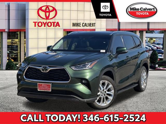 Used 2023 Toyota Highlander Limited FWD image 1