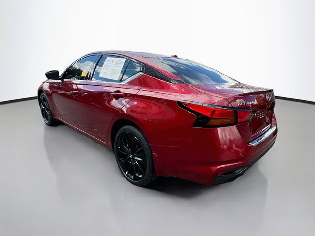 Used 2023 Nissan Altima 2.5 SR AWD/4WD image 6