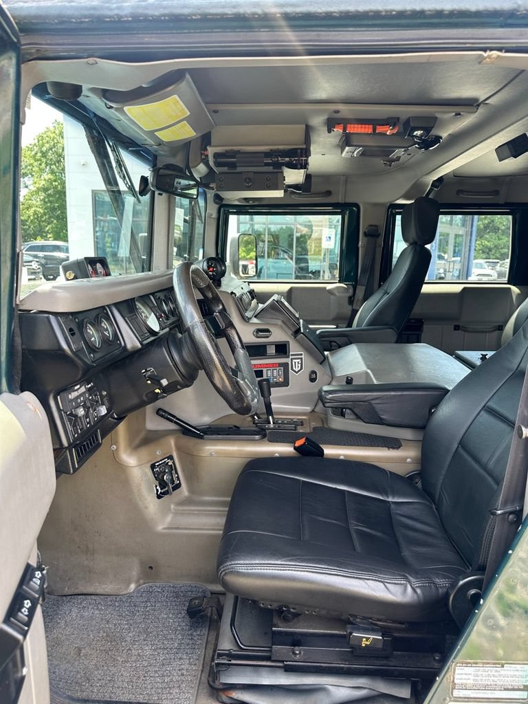 Used 1995 HUMMER H1 4-Door Wagon AWD/4WD image 19
