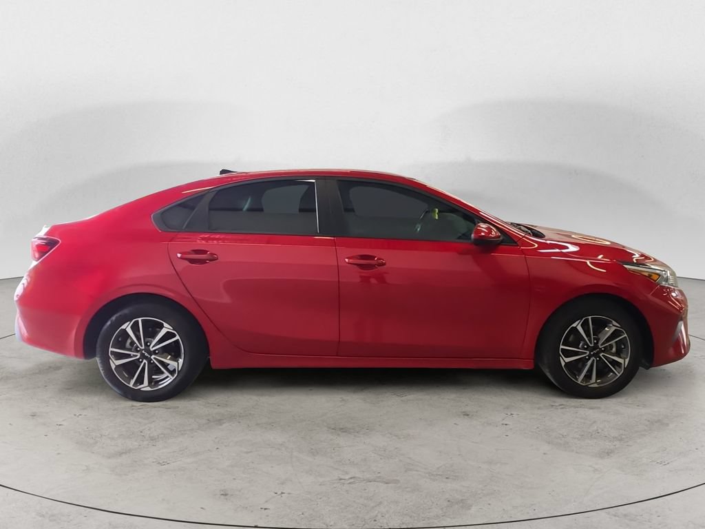 Used 2024 Kia Forte LXS FWD image 4