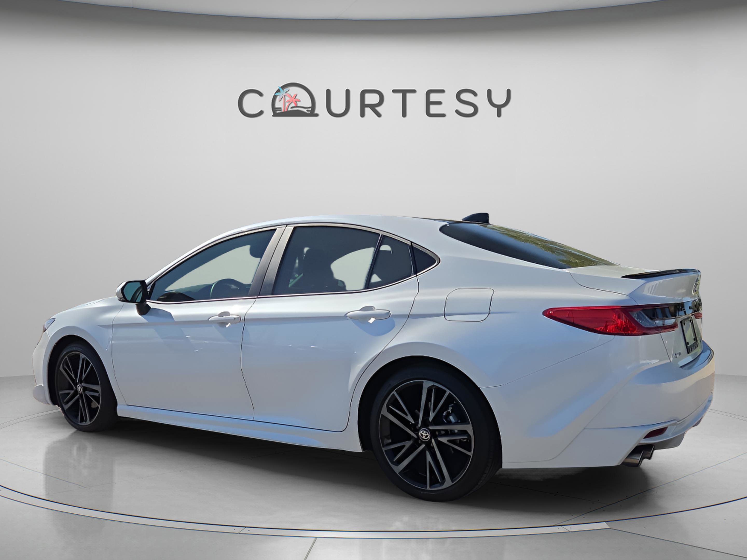 Certified 2025 Toyota Camry XSE image 3