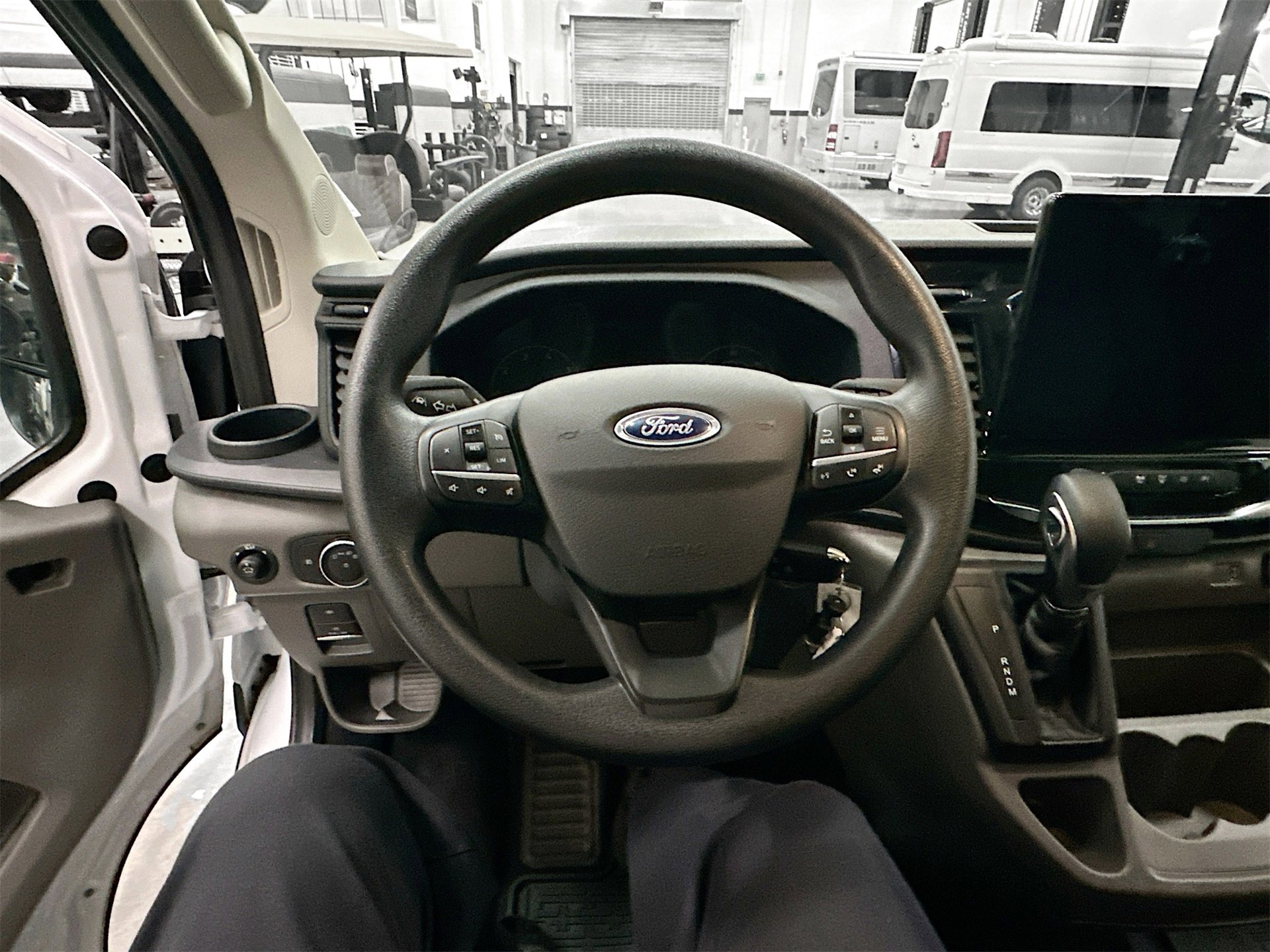 Used 2023 Ford Transit 350 XLT image 12