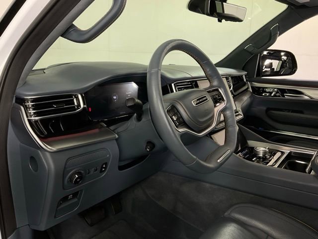Used 2023 Jeep Grand Wagoneer L Series II w/ Convenience Group III image 15
