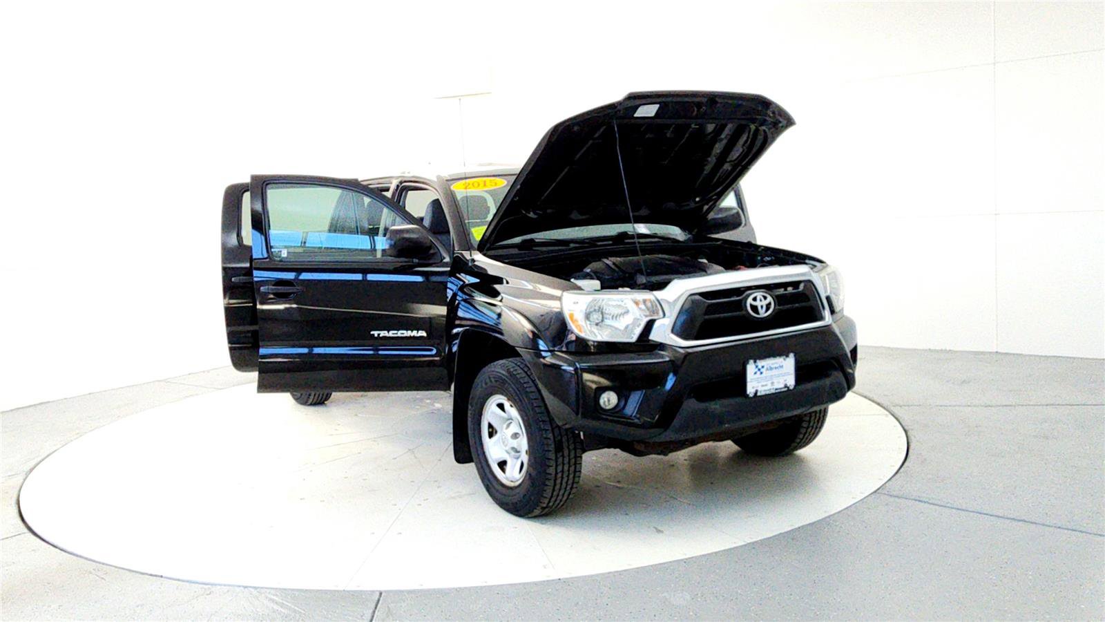 Used 2015 Toyota Tacoma 4x4 Double Cab image 9