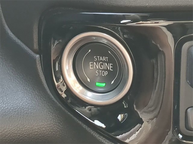 Certified 2024 Chevrolet Silverado 1500 High Country w/ Technology Package image 34