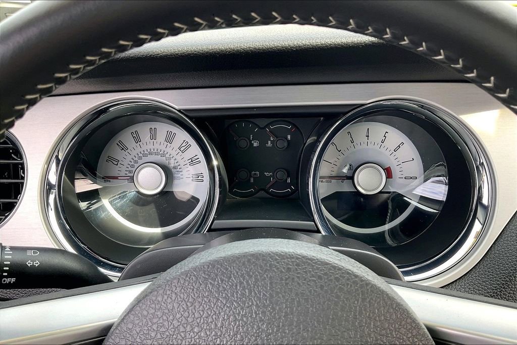 Used 2011 Ford Mustang GT Premium w/ GT Coupe Accessory Pkg 5 RWD image 19